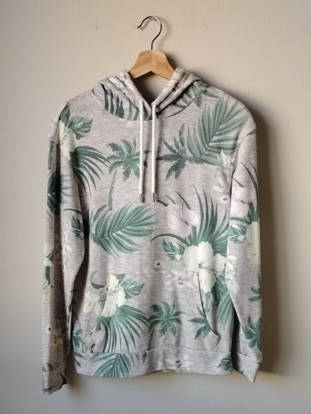 Original Use Gray Crewneck Hoodie with Green Tropical Print